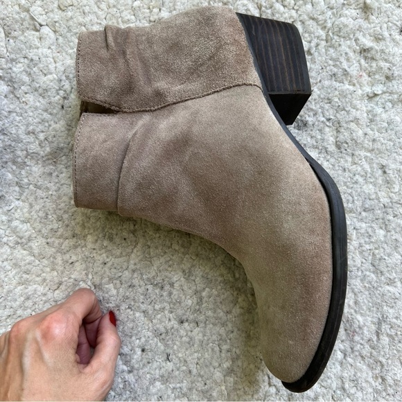 Jessica Simpson Dalisa Beige Suede Western Boho Slouch Neutral Booties 10M - Picture 3 of 16